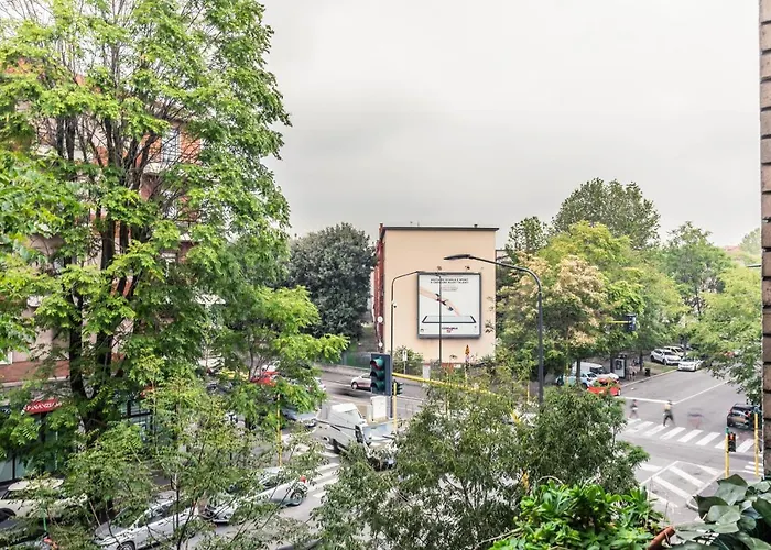 Eden House Sansiro-Duomo Netflix & Design